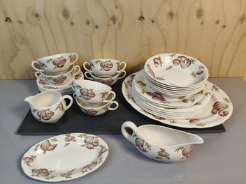 Listing 1 of 20 for A Collection of Crown Ducal. Part Dinner Set.