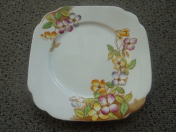 Listing 1 of 5 for Royal Albert 'Clematis' fine china side plate