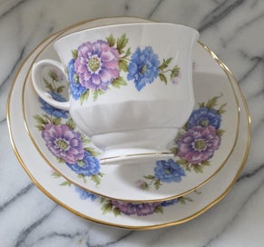 Listing 6 of 17 for Queen Anne Trio Floral and Gold Gild Vintage