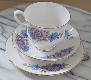 Listing 15 of 17 for Queen Anne Trio Floral and Gold Gild Vintage