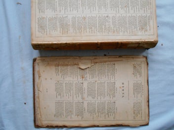 Listing 7 of 8 for Holy Bible