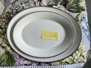 Listing 7 of 14 for 76 piece ROYAL DOULTON PLATINUM CONCORD DINNER SET 76 pieces