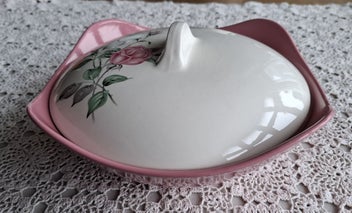 Listing 2 of 12 for Midwinter Stylecraft Staffordshire Fashion Shape 3-61 - pink rose, rose pink