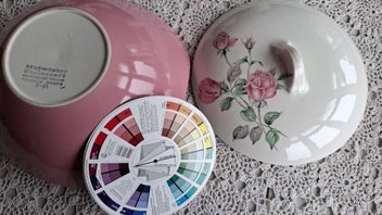 Listing 6 of 12 for Midwinter Stylecraft Staffordshire Fashion Shape 3-61 - pink rose, rose pink