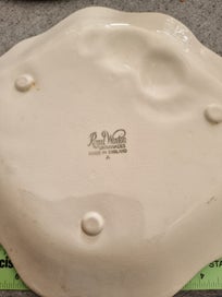 Listing 2 of 2 for Royal Winton Peaches Plate