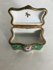 Listing 11 of 15 for Vintage French Limoges hand painted trinket box
