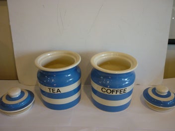 Listing 3 of 7 for CORNISHWARE LOOKALIKE "CLOVERLEAF" COFFEE & TEA CANNISTERS.