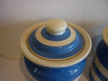 Listing 5 of 7 for CORNISHWARE LOOKALIKE "CLOVERLEAF" COFFEE & TEA CANNISTERS.