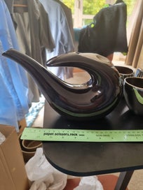 Listing 3 of 3 for Coffee Pot and 4 cups