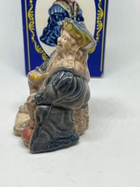 Listing 4 of 8 for Vintage Wade England Old King Cole Nursery Rhyme Figurine