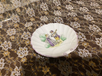 Listing 3 of 5 for Shelley vintage butter dish shell shaped