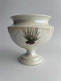 Listing 1 of 10 for “Lucky Heather”Carlton Ware Vase