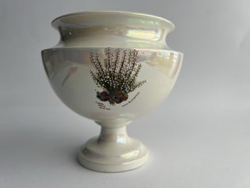 Listing 2 of 10 for “Lucky Heather”Carlton Ware Vase