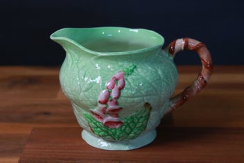 Listing 1 of 4 for CARLTON WARE FOXGLOVE JUG 9CM