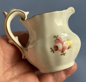 Listing 2 of 8 for Royal Crown Derby Pinxton Roses Jug-1954-1965