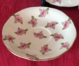 Listing 4 of 6 for GORGEOUS 1940's Royal Winton GRIMWADES Pink Roses Trio