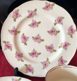 Listing 5 of 6 for GORGEOUS 1940's Royal Winton GRIMWADES Pink Roses Trio