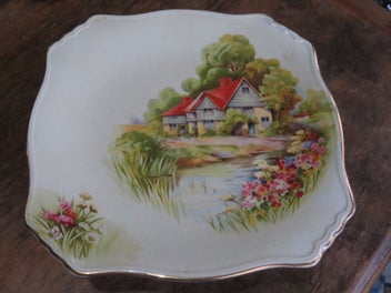 Listing 2 of 6 for Vintage Royal Winton Red Roof Plate on Stand Tazze