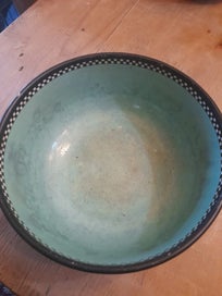 Listing 2 of 4 for T& k Turnstall bowl