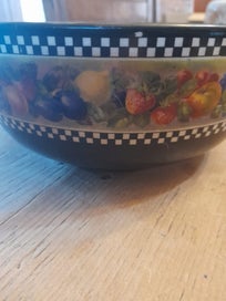 Listing 4 of 4 for T& k Turnstall bowl