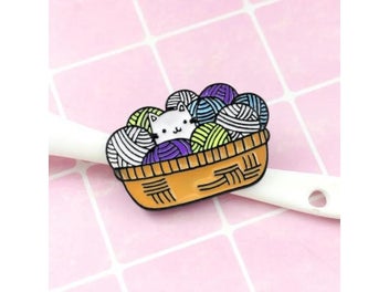 Listing 8 of 13 for Needle Minders Magnetic For Cross Stitch Cute Cat Yarn Balls Sewing Needle