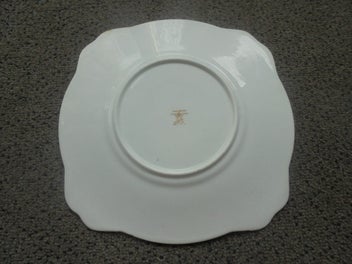 Listing 4 of 5 for Vintage English china lunch plate (Salisbury)