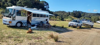 1997 Isuzu Journey 7mts