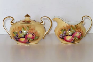 Listing 1 of 2 for ***STUNNING AYNSLEY ORCHARD GOLD SIGNED D JONES JUG AND SUGARBOWL***