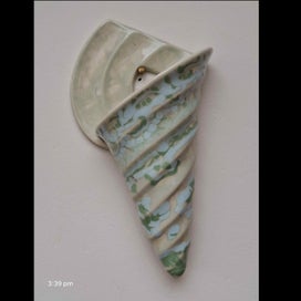 Listing 1 of 2 for Art deco 1930's wall pocket, made by Beswick of England