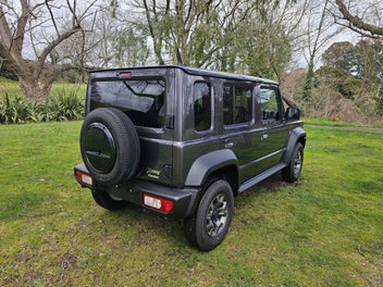 Suzuki Jimny 2026 photo 4