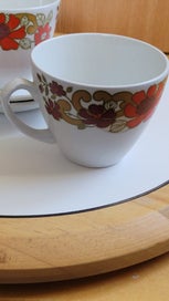 Listing 8 of 11 for Alfred Meakin Duo Cups and Saucers