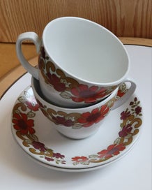 Listing 11 of 11 for Alfred Meakin Duo Cups and Saucers