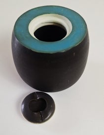 Listing 17 of 18 for +++ HANDSOME STUDIO "ALEX W. " LIDDED CONTAINER +++