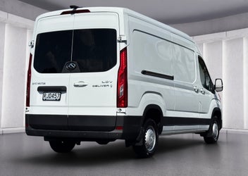 LDV Deliver 9 2025 photo 5