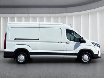 LDV Deliver 9 2025 photo 4