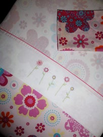 Listing 2 of 17 for COT - Selection of options Summer THEMED sheet sets 26 GIRL