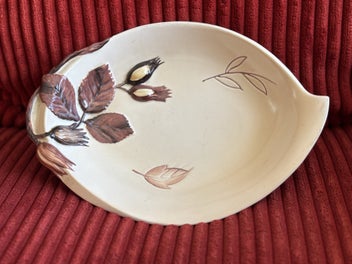Listing 2 of 5 for Carltonware leaf dish