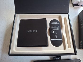 Listing 2 of 5 for Wacom Touch Tablet & Pen