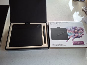 Listing 3 of 5 for Wacom Touch Tablet & Pen