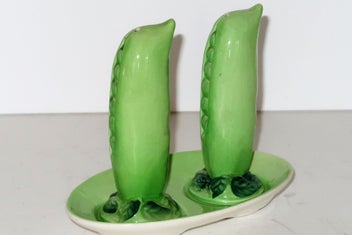 Listing 1 of 2 for ***VINTAGE CARLTON WARE PEA POD SALT AND PEPPER***