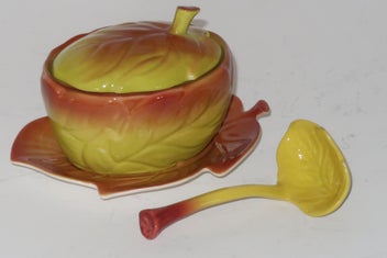 Listing 2 of 3 for ***CARLTON WARE LEAF DESIGN SAUCE BOAT WITH LADLE***