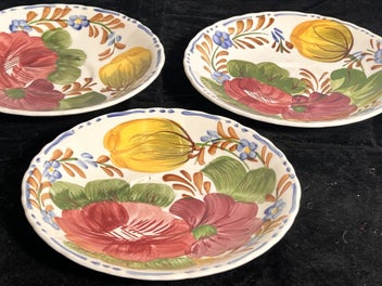 Listing 2 of 8 for SALE >> ‘Solian Ware’ Belle Fiore 521 saucers x 3