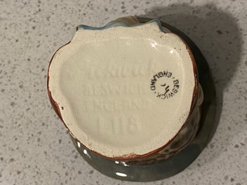 Listing 6 of 6 for Mr Pickwick pot - Beswick