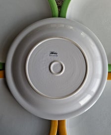 Listing 11 of 11 for Temuka green and orange banded dinner plates x 5