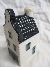 Listing 2 of 5 for * POR19 5974 - KLM Delft Blue Miniature House - No 36