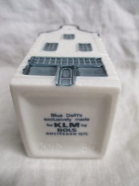 Listing 5 of 5 for * POR19 5974 - KLM Delft Blue Miniature House - No 36