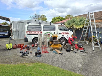 Lawn Mowing Auckland City Lawns Franchise
