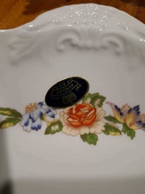 Listing 3 of 3 for Aynsley fine china, Cottage Garden, sandwich plate
