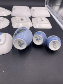 Listing 5 of 7 for Bulk Royal Copenhagen vases /plates