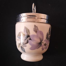 Listing 3 of 7 for F) PAIR ROYAL WORCESTER ENGLAND PORCELAIN EGG CODDLERS - ‘JUNE GARLAND”